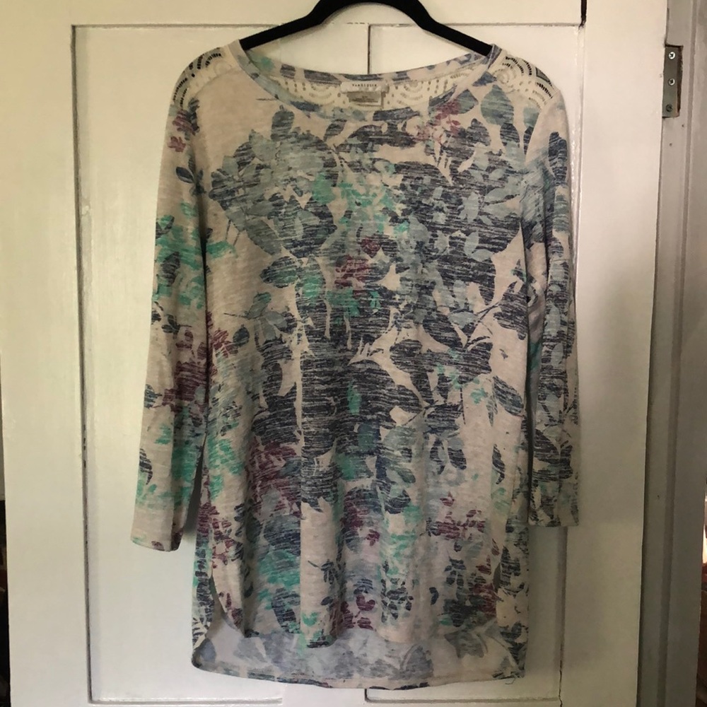 Floral Knit Blouse